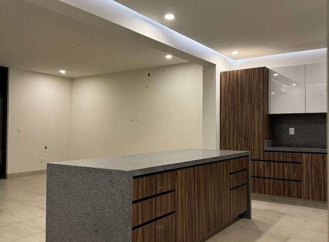 CASA NUEVA EN VENTA EN MAYORAZGO RESIDENCIAL LEÓN GTO