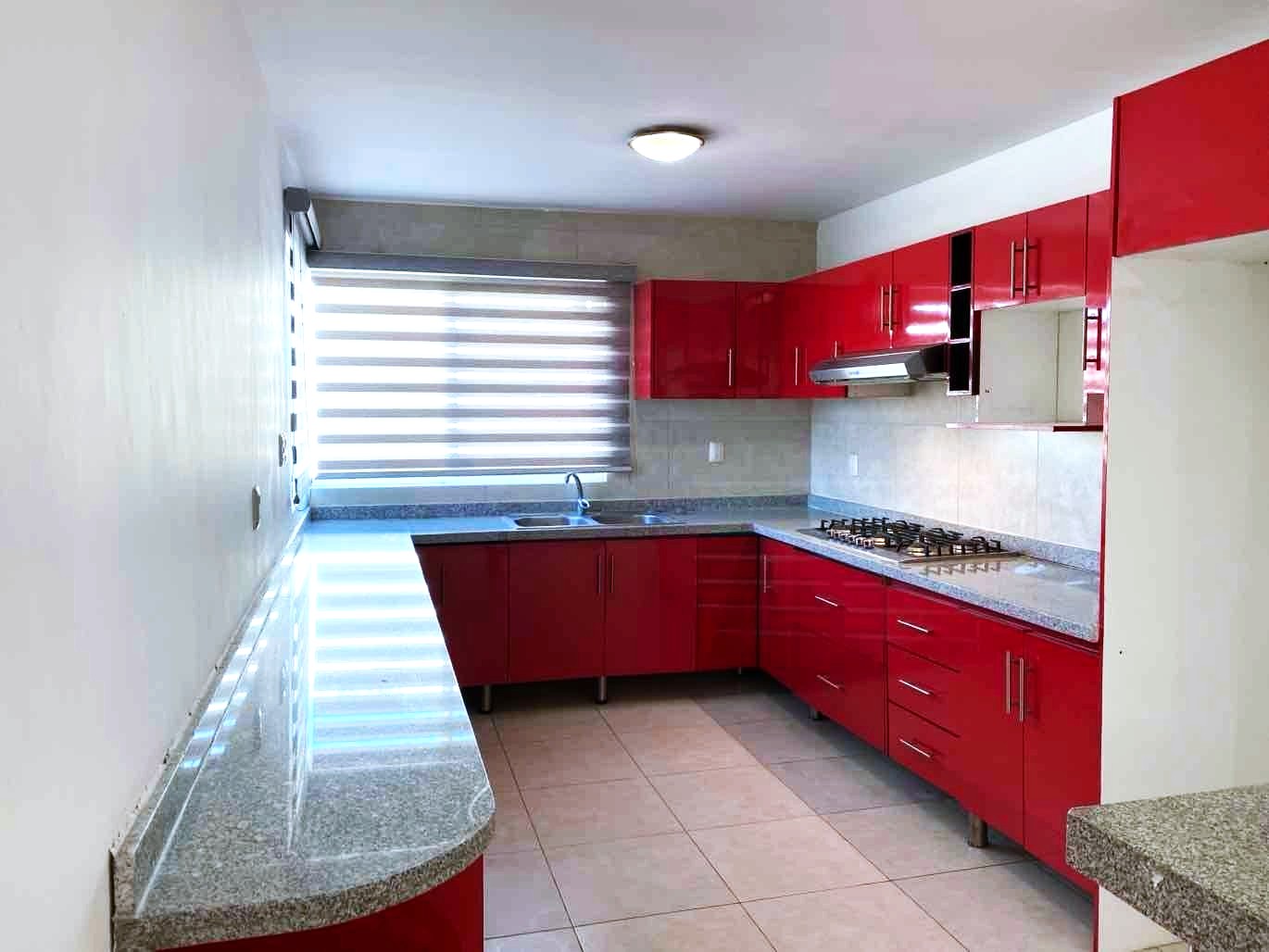 CASA EN VENTA EN MAGNILIAS RESIDENCIAL