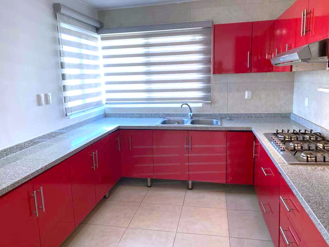 CASA EN VENTA EN MAGNILIAS RESIDENCIAL