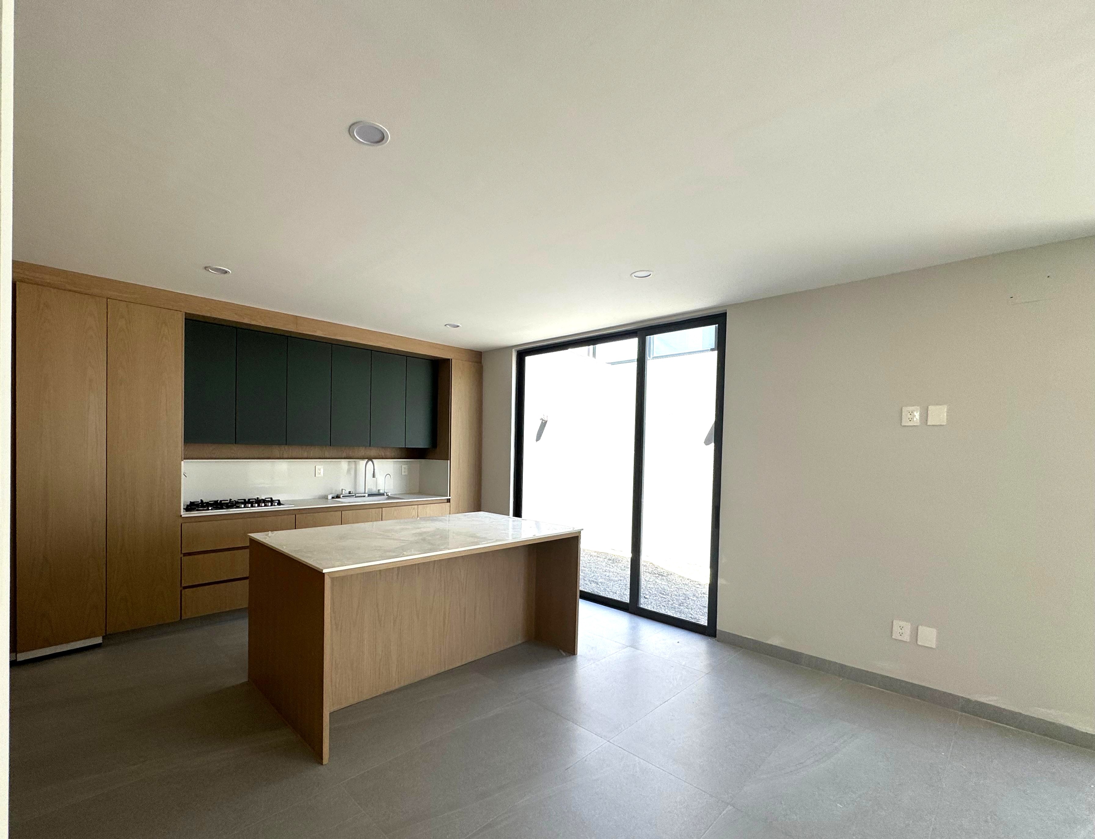HERMOSA CASA NUEVA EN VENTA LOMAS DEL MOLINO LEÓN GTO
