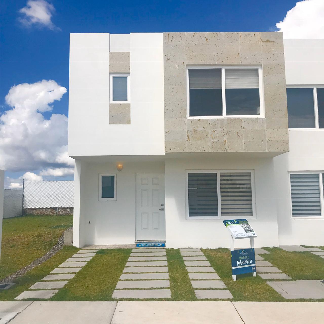 Hermosa casa nueva en VENTA estilo contemporáneo en zona norte con lindo diseño arquitectónico.